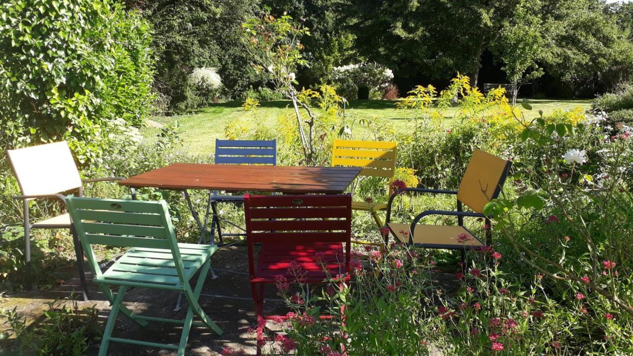 Les Berges De La Planchette Bed & Breakfast Yvignac-la-Tour Eksteriør bilde
