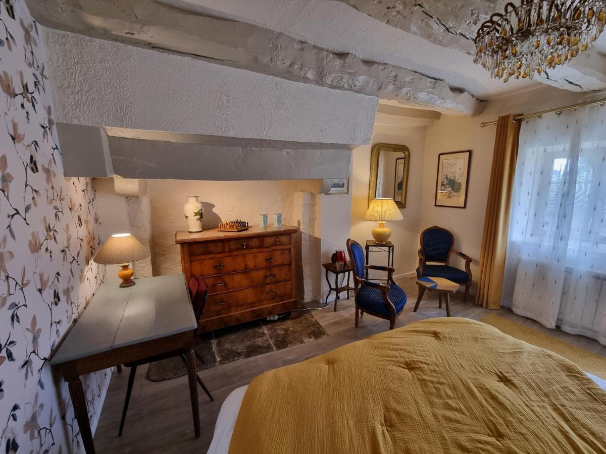 Les Berges De La Planchette Bed & Breakfast Yvignac-la-Tour Eksteriør bilde