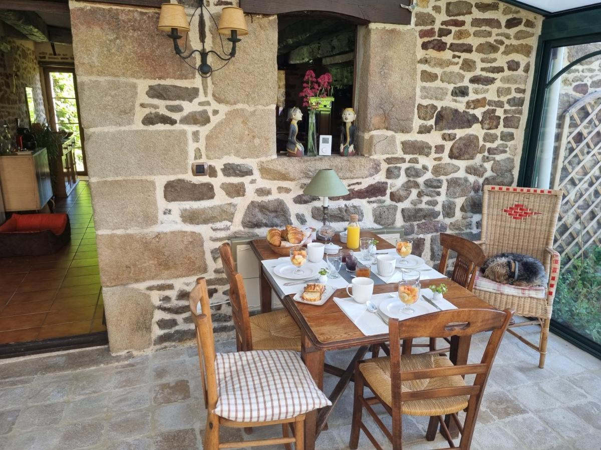 Les Berges De La Planchette Bed & Breakfast Yvignac-la-Tour Eksteriør bilde