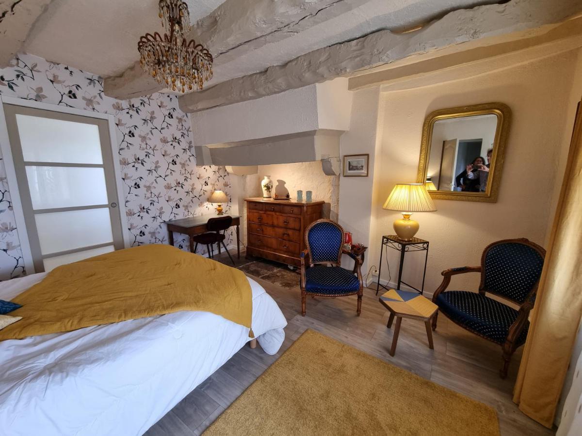 Les Berges De La Planchette Bed & Breakfast Yvignac-la-Tour Eksteriør bilde